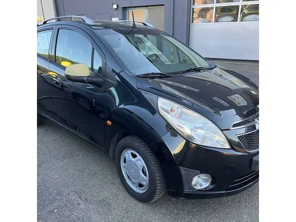 Second-hand Chevrolet Spark LS 82 CP (60 kW) 2012 Negru Hatchback