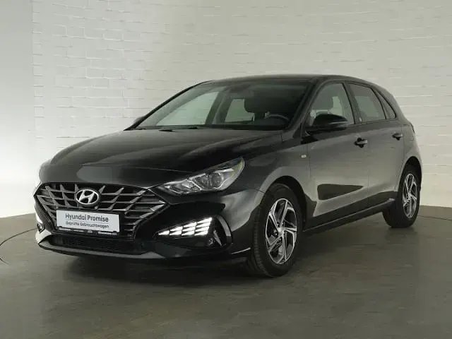 Gebraucht Hyundai i30 Edition 30 160 PS (117 kW) 2022 Phantom black Limousine