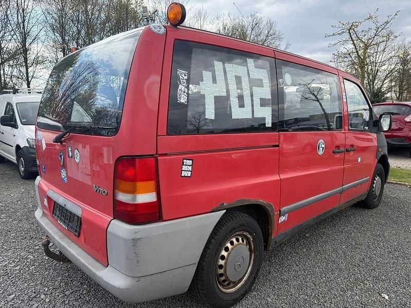 Second-hand Mercedes Vito 82 CP (60 kW) 1999 Roșu Van