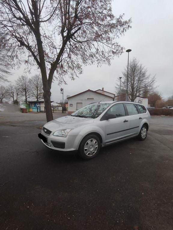 Gebraucht Ford Focus 109 PS (80 kW) 2005 Grau Kombi