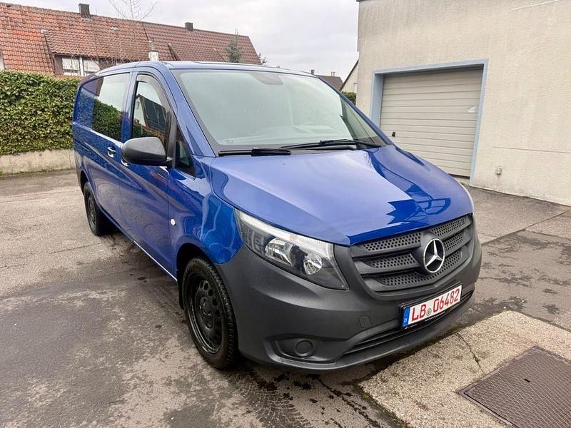Gebraucht Mercedes Vito 136 PS (100 kW) 2018 Blau Van