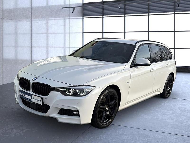 Gebraucht BMW 320 M Sport 190 PS (139 kW) 2019 Weiß Kombi