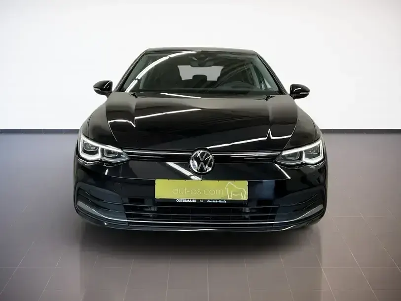 Gebraucht VW Golf VIII Active 150 PS (110 kW) 2023 Schwarz Limousine
