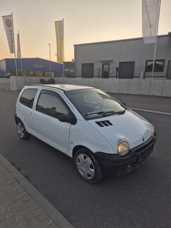 Grau Gebraucht 2002 Renault Twingo Authentique Kleinwagen | 800 € (Guter Preis) - Bild 1/4
