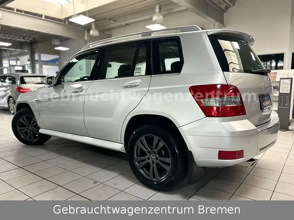 Gebraucht Mercedes GLK220 170 PS (125 kW) 2009 Silber SUV