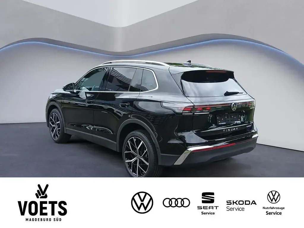 Neu VW Tiguan Elegance 150 PS (110 kW) 2026 Schwarz SUV