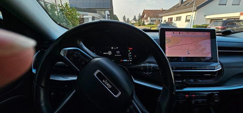 Gebraucht Jeep Compass Summit 241 PS (177 kW) 2022 Schwarz SUV