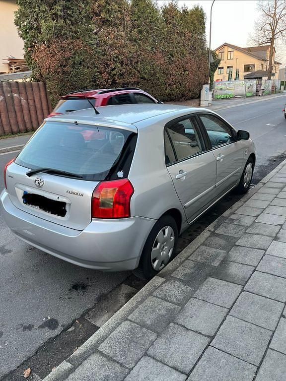 Gebraucht Toyota Corolla 110 PS (80 kW) 2004 Silber Limousine