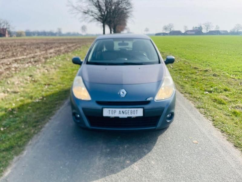 Gebraucht Renault Clio II Expression 75 PS (55 kW) 2009 Grau Limousine