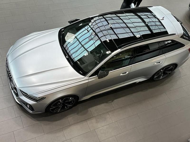 Gebraucht Audi RS6 Exclusive 600 PS (441 kW) 2023 Silber Kombi