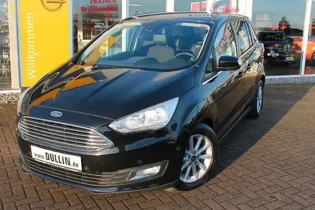 Używany Ford Grand C-Max Titanium 120 KM (88 kW) 2015 Czarny Minivan