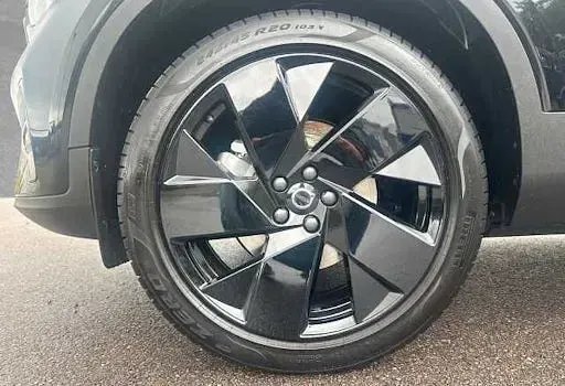 Gebraucht Volvo XC40 Plus 197 PS (144 kW) 2025 Schwarz SUV