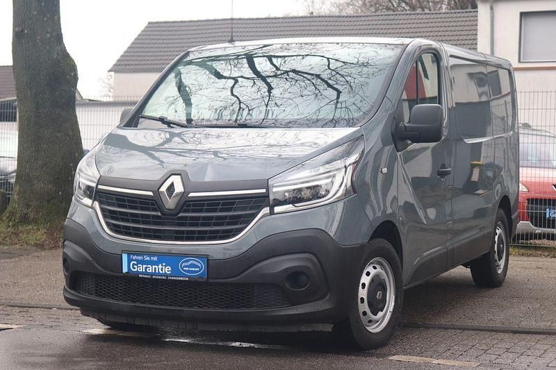 Gebraucht Renault Trafic Komfort 95 PS (69 kW) 2020 Grau Van / Kleinbus