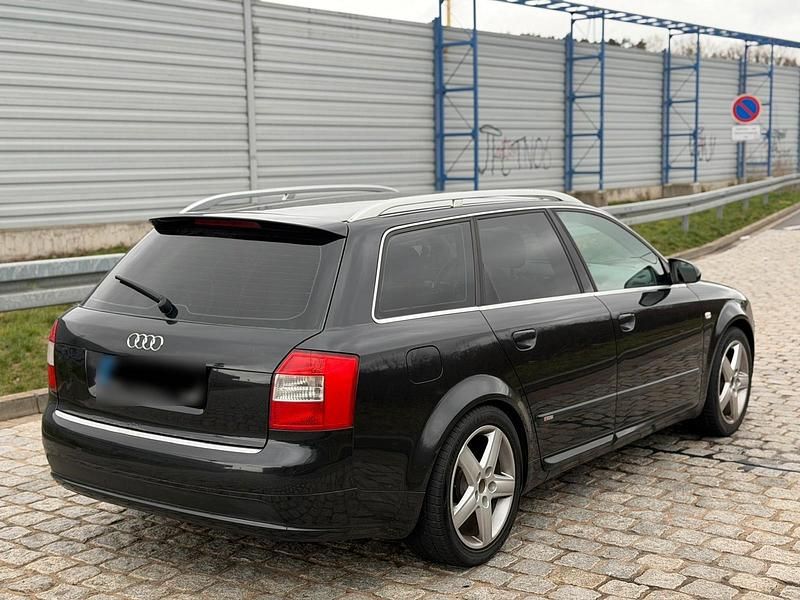 Gebraucht Audi A4 S-Line 116 PS (85 kW) 2004 Schwarz Kombi