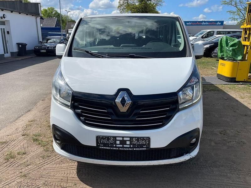 Gebraucht Renault Trafic 125 PS (91 kW) 2016 Weiß Van / Kleinbus