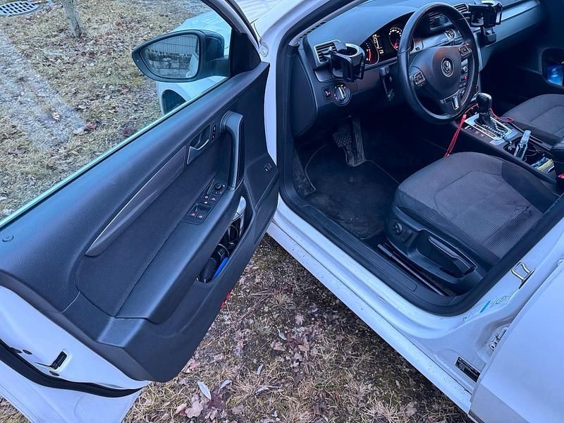 Gebraucht VW Passat Edition 140 PS (102 kW) 2014 Weiß Kombi