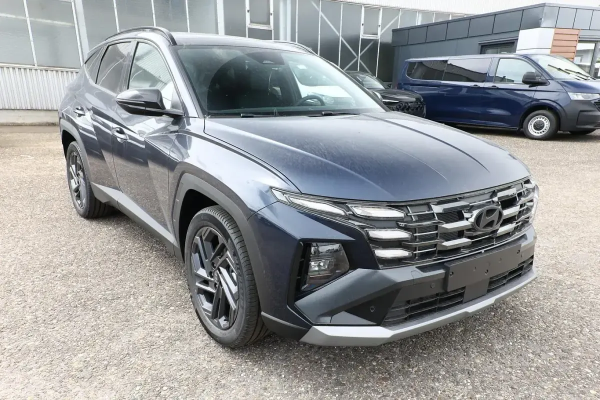 Neu Hyundai Tucson Trend 150 PS (110 kW) 2026 Sailing blue perleffekt SUV