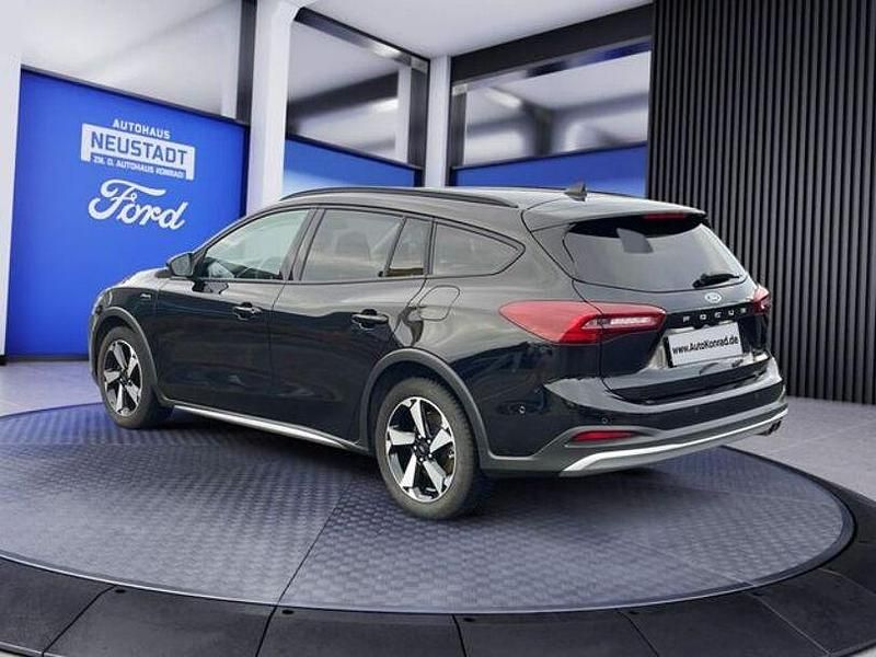 Gebraucht Ford Focus Active X 125 PS (91 kW) 2024 Agate black metallic Kombi