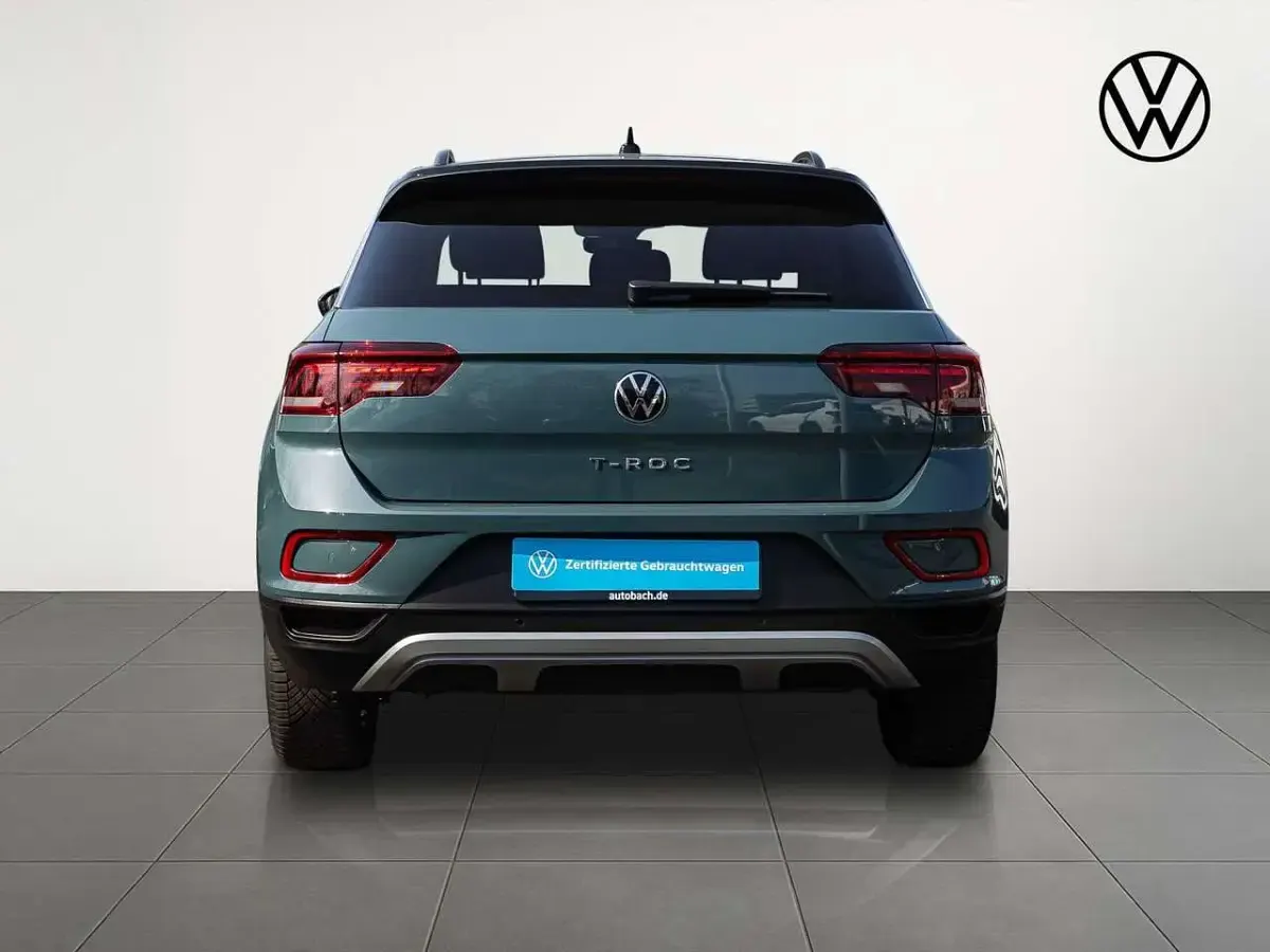 Gebraucht VW T-Roc Goal 150 PS (110 kW) 2025 Petroleum blue metallic/schwar SUV