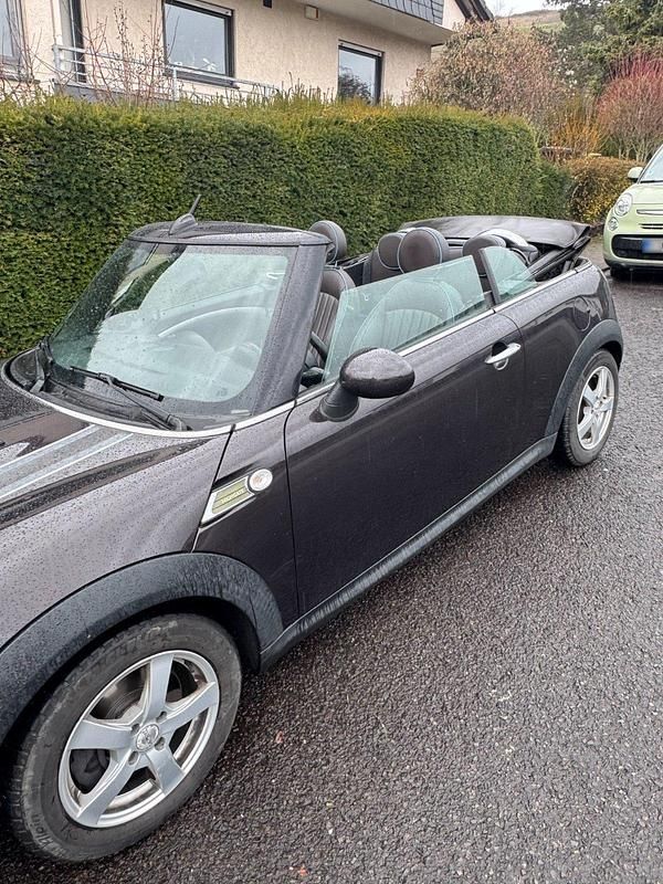 Gebraucht Mini Cooper Cabriolet 122 PS (89 kW) 2012 Braun Cabrio