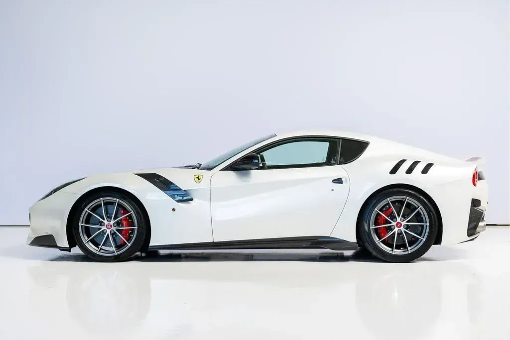 Second-hand Ferrari F12 780 CP (573 kW) 2017 Alb Coupe