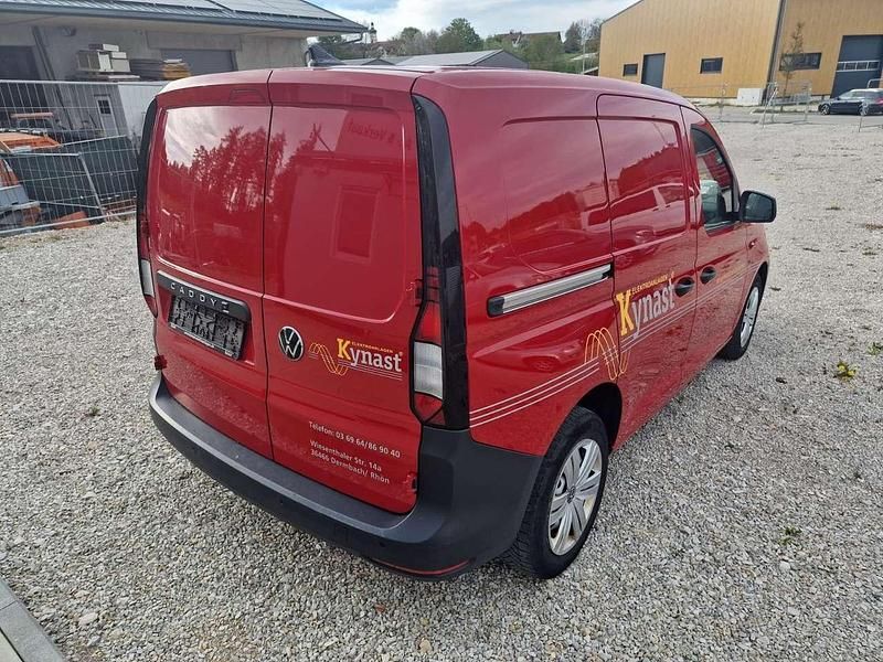 Gebraucht VW Caddy Comfortline 102 PS (75 kW) 2021 Kirschrot Van / Kleinbus