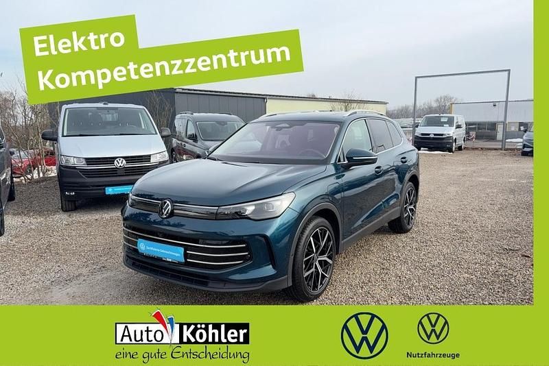 Gebraucht VW Tiguan Elegance 204 PS (150 kW) 2025 Nightshade blue SUV