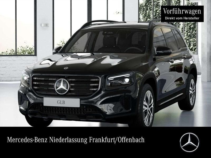 Nachtschwarz Gebraucht 2025 Mercedes GLB200 AMG SUV | 46.490 € (Etwas zu teuer) - Bild 1/4