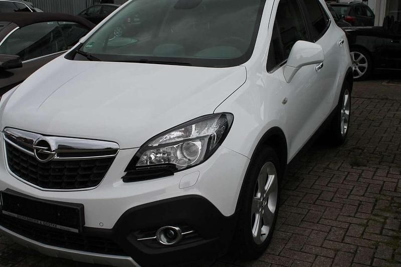 Schneeweiss/olympic/summit whi Gebraucht 2013 Opel Mokka Innovation SUV | 9.950 € (Fairer Preis) - Bild 1/4