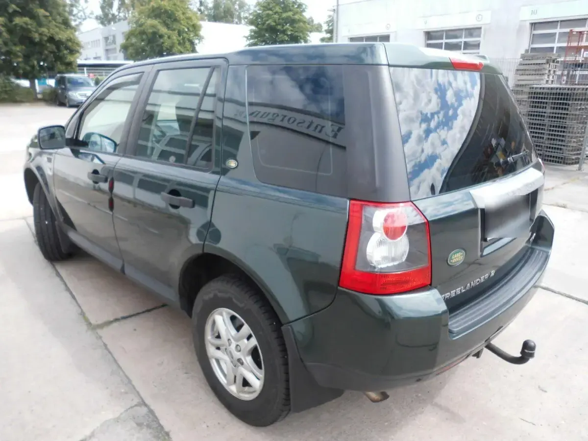 Gebraucht Land Rover Freelander 2 143 PS (105 kW) 2010 Grün SUV