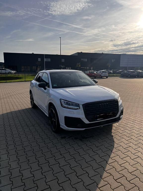 Gebraucht Audi Q2 Ambiente 150 PS (110 kW) 2019 Weiß SUV