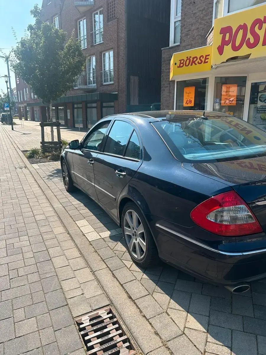 Gebraucht Mercedes E280 190 PS (139 kW) 2008 Andere farben Limousine