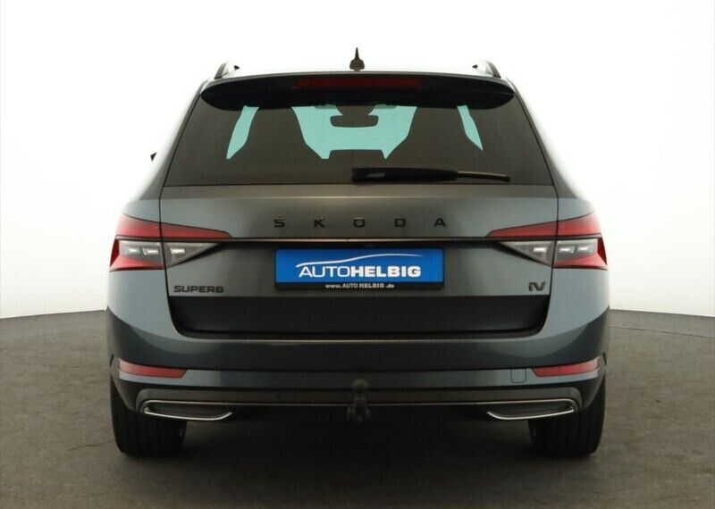 Gebraucht Skoda Superb SportLine 218 PS (160 kW) 2020 Quarzgrau metallic Kombi
