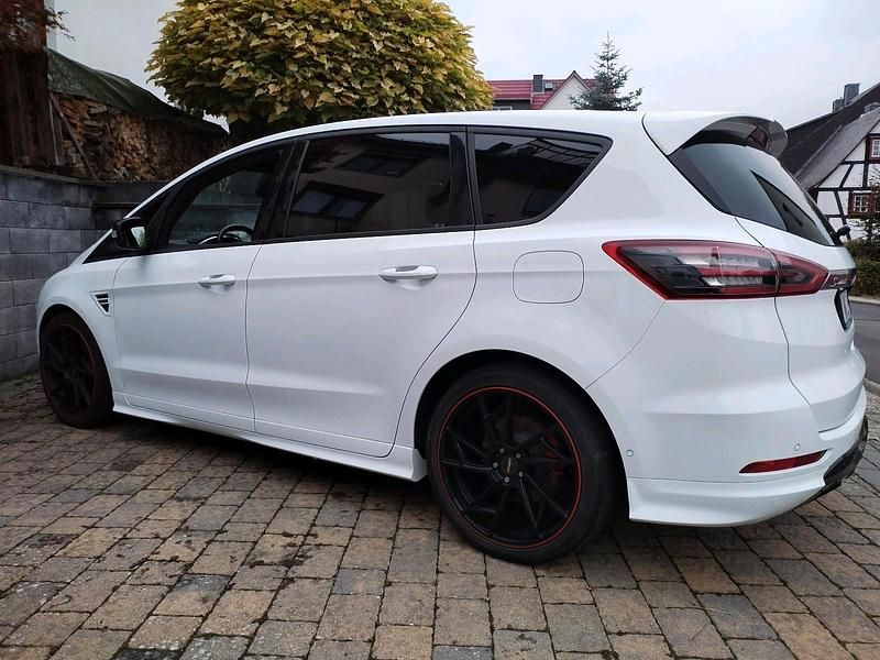 Weiß Gebraucht 2019 Ford S-MAX ST-Line Van / Kleinbus | 19.999 € (Guter Preis) - Bild 1/4