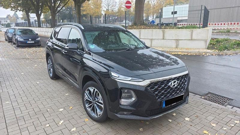 Schwarz Gebraucht 2019 Hyundai Santa Fe Premium SUV | 18.200 € (Guter Preis) - Bild 1/4