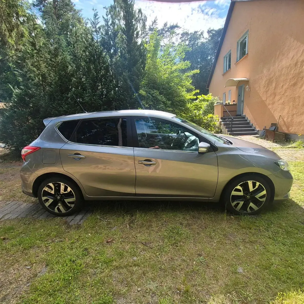 Gebraucht Nissan Pulsar 115 PS (84 kW) 2017 Grau Kleinwagen