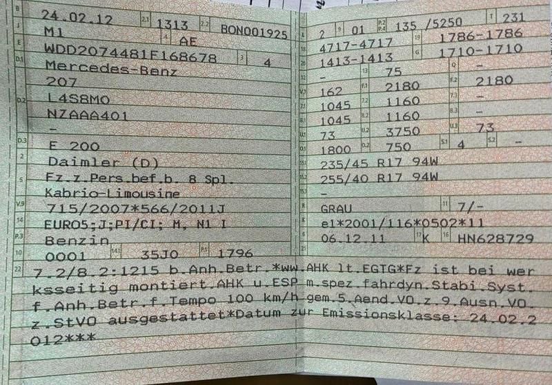 Gebraucht Mercedes E200 184 PS (135 kW) 2012 Silber Cabrio