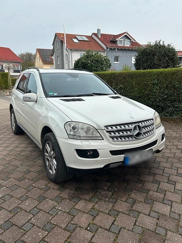 Gebraucht Mercedes ML320 224 PS (164 kW) 2007 SUV