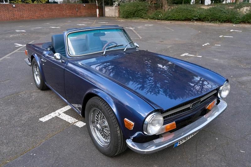 Andere farben Gebraucht 1970 Triumph TR6 Cabrio | 31.250 € - Bild 1/4