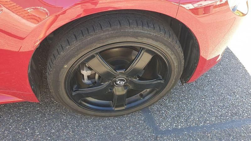 Gebraucht Fiat 124 Spider 140 PS (102 kW) 2019 Rot Cabrio