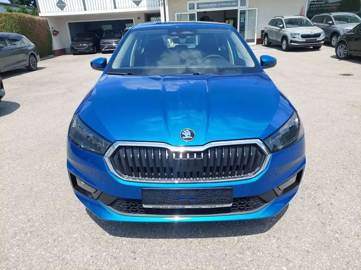 Neu Skoda Fabia Selection 95 PS (69 kW) 2026 Raceblaumetallic Kleinwagen