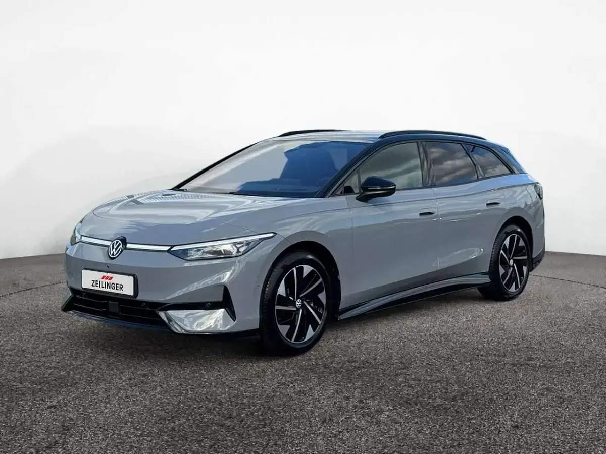 Neu VW ID.7 Pro 210 kW (286 PS) 2026 Scale silver Kombi