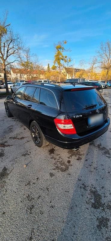 Gebraucht Mercedes C220 170 PS (125 kW) 2010 Schwarz Kombi