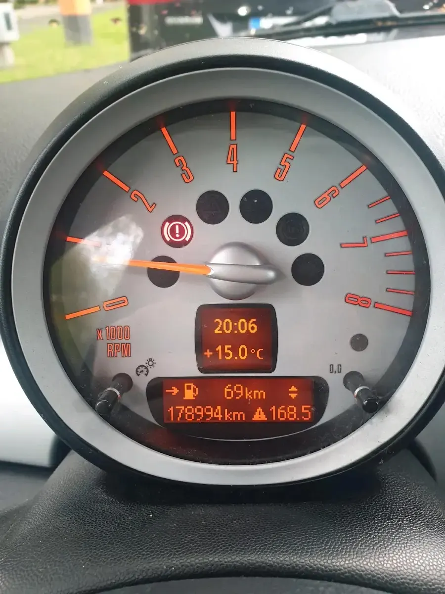 Gebraucht Mini Cooper 122 PS (89 kW) 2010 Schwarz Kleinwagen