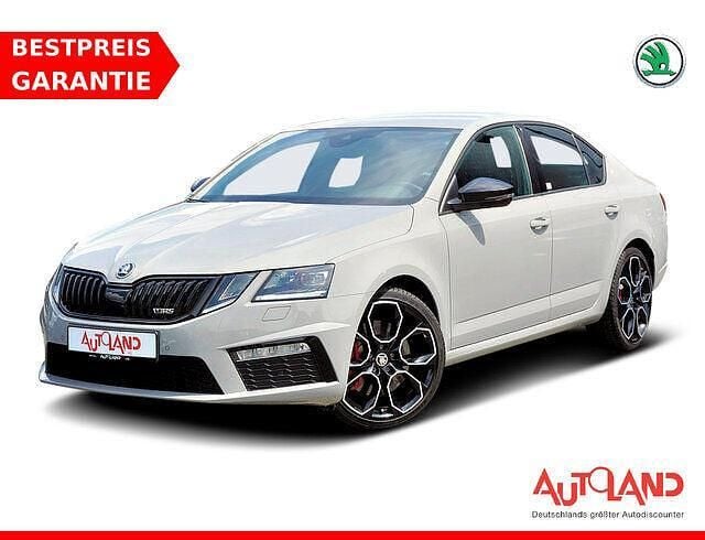 Grau Gebraucht 2019 Skoda Octavia RS Limousine | 23.950 € (Fairer Preis) - Bild 1/4