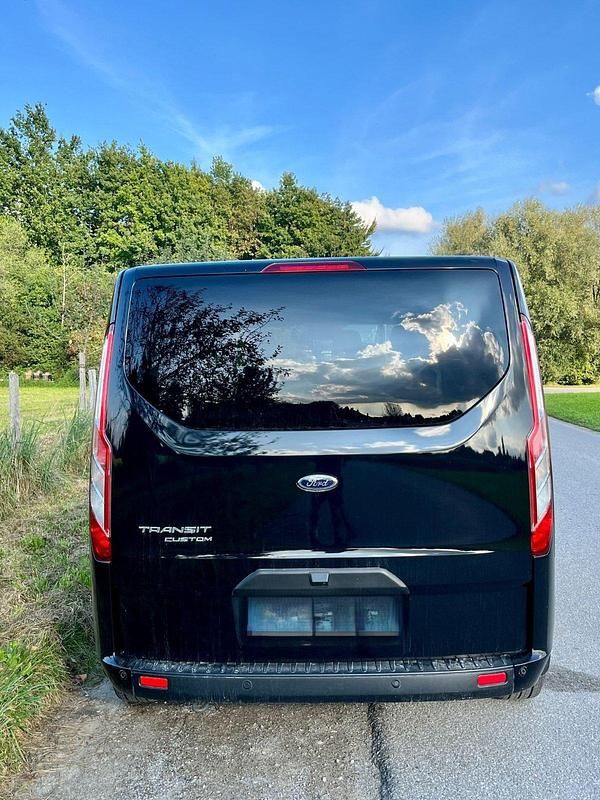 Gebraucht Ford Transit Custom 131 PS (96 kW) 2021 Schwarz Van / Kleinbus