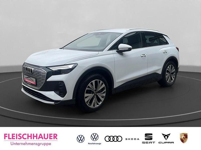 Gletscherweiß metallic Gebraucht 2022 Audi Q4 e-tron Sport SUV | 27.490 € (Superpreis) - Bild 1/4