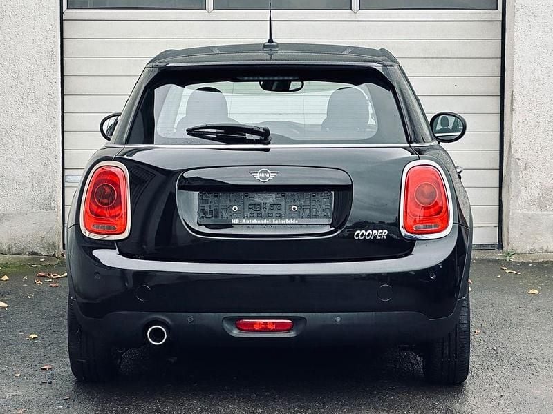 Second-hand Mini Cooper 136 CP (100 kW) 2018 Negru Hatchback