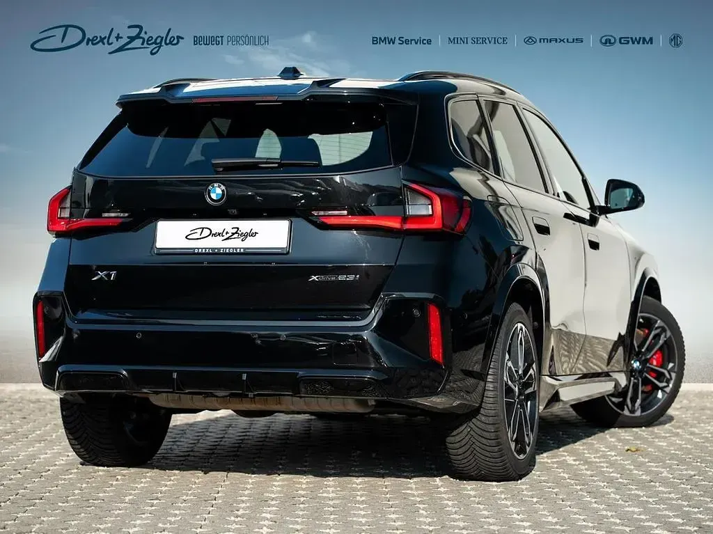 Gebraucht BMW X1 M Sport 218 PS (160 kW) 2026 Saphirschwarzmetallic SUV