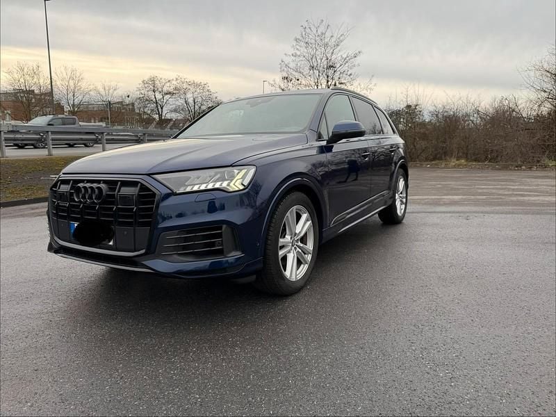 Blau Gebraucht 2020 Audi Q7 Comfort SUV | 49.500 € (Guter Preis) - Bild 1/4